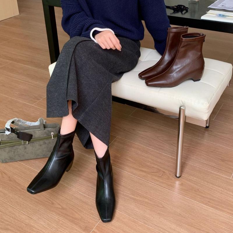 2025 new soft leather low tube rear zipper Chelsea inner slope heel women's short boots small women's boots