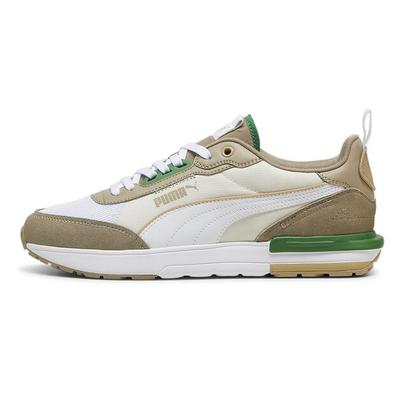 R22 Sneakers