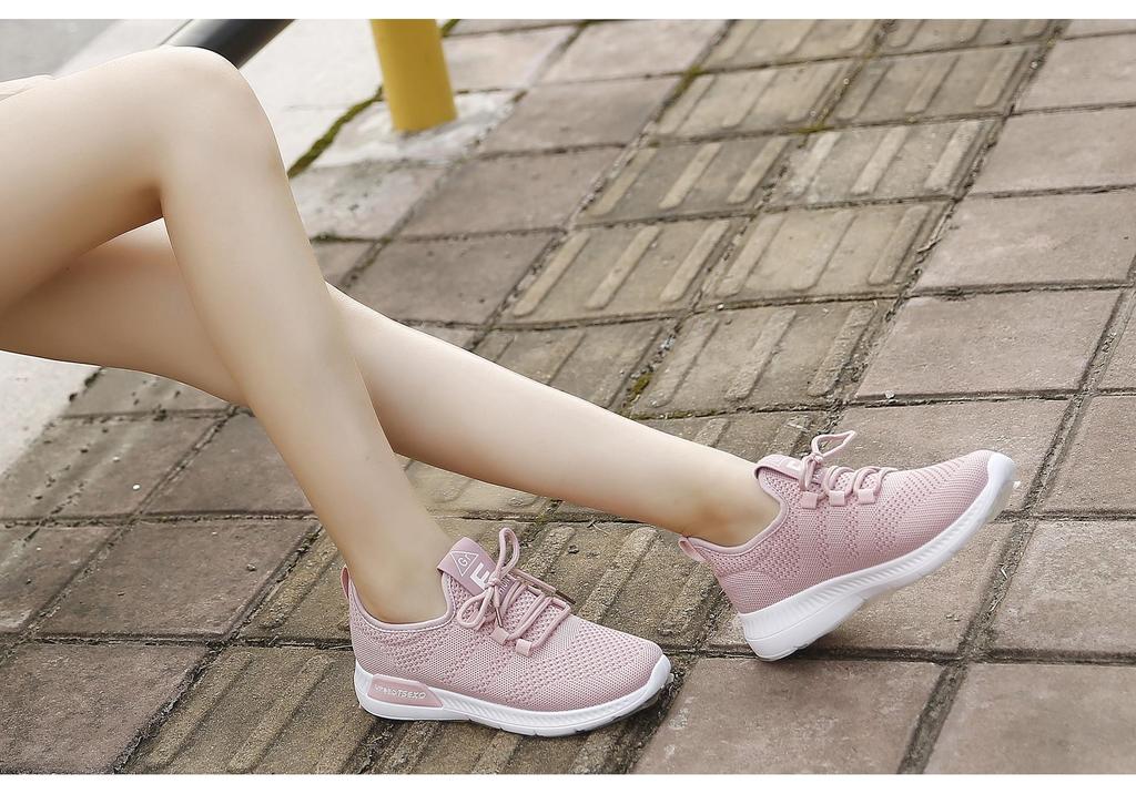 2026 Spring/Summer Women's Knit Casual Solid Color Lightweight Lace-up Flat Shoes - Trendy and Fashionable Sports Style
