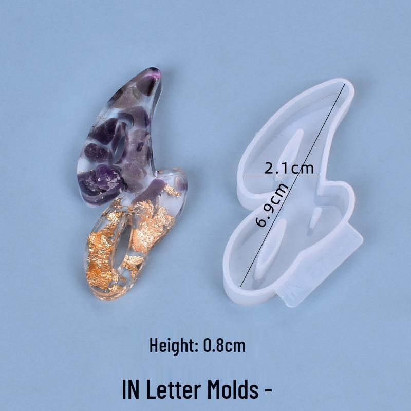 Poppy DIY Crystal Epoxy Mold: Personalized 26-Letter Keychain Display Stand Silicone Mold