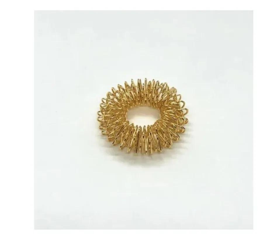 100 pezzi/lotto mini gadget massaggiatore per dita a molla relax Diametro 27 mm Anelli Massaggiatori Agopuntura Massaggiatore per Dita 6 colori a scelta