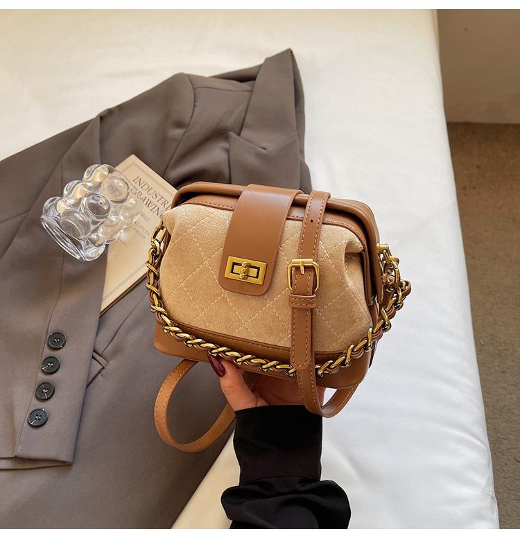 

Осенне-зимняя ретро сумка-цепочка женская 2025 новая супер огненная замшевая сумка-мессенджер модная ромбовидная сумка для通勤 бежевый