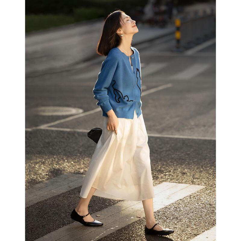 Demana Women's Winter Loose-Fit Embroidered Cat Sweater