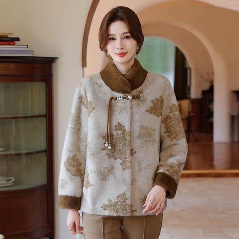 Middle-aged and Old Mothers Winter Coats, Autumn and Winter New Mink Coats, Fashionable Thickened Winter Clothes