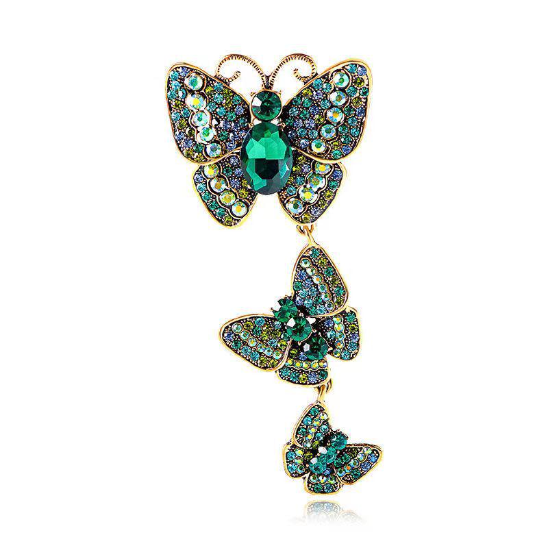 

Vintage Rhinestone Butterfly Brooch – Elegant Insect Pin with Diamond Detail