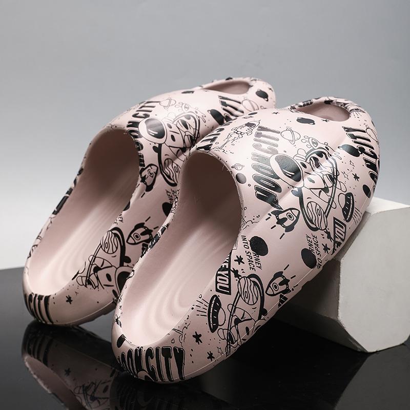 New Summer Couple Outerwear Sports Fashion Leisure Men and Women Beach Non-slip Flip Flops