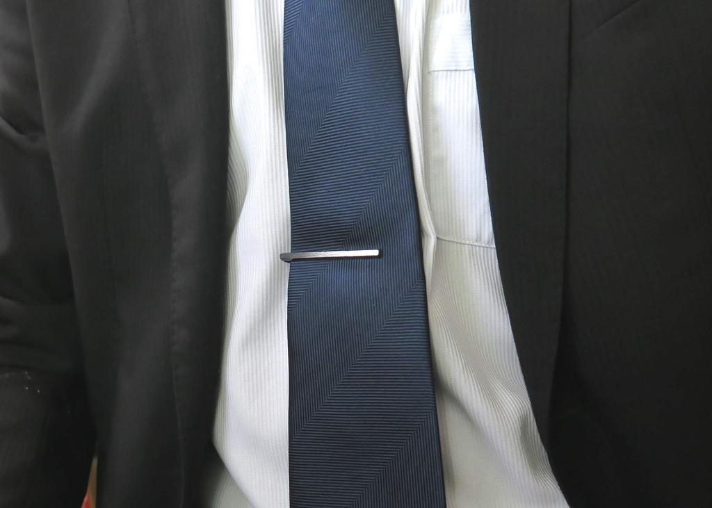 TATEOSSIAN Brushed Classic Tie Bar (Gunmetal) (Tie Pin/Tie Clip)