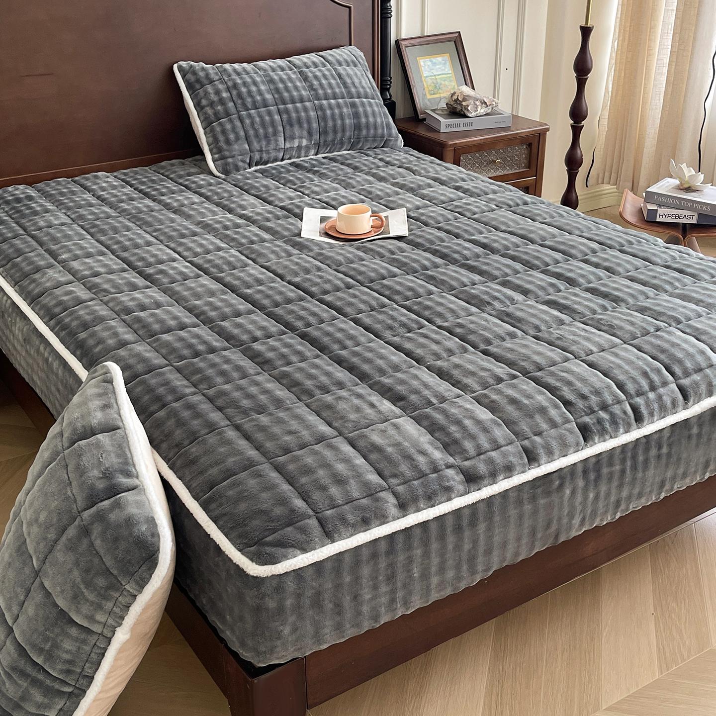 

Class A Soft Plush Mattress Cover Autumn Winter Warm Milk Velvet Fitted Sheet and Pillowcase Set Solid Color Thickened Bed Sheet 0.9x2.0m 1pcs sheet серый