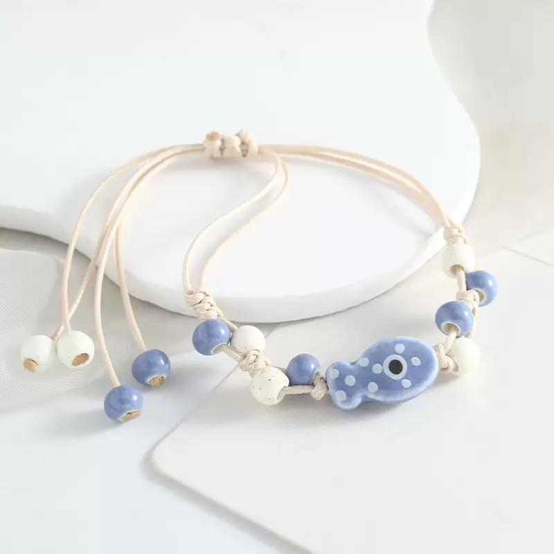 Jingdezhen Keramik Perlenarmband - Handgewebtes Porzellan mit Muschelakzenten