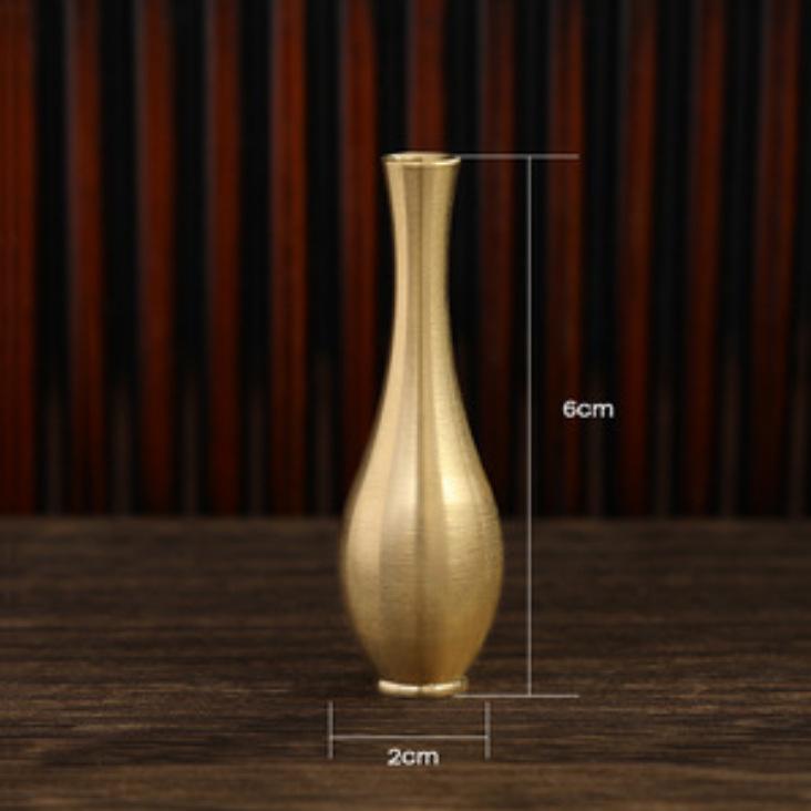 Brass Retro Chinese-Style Mini Vase - Creative Desktop Ornament for Flower Arrangements