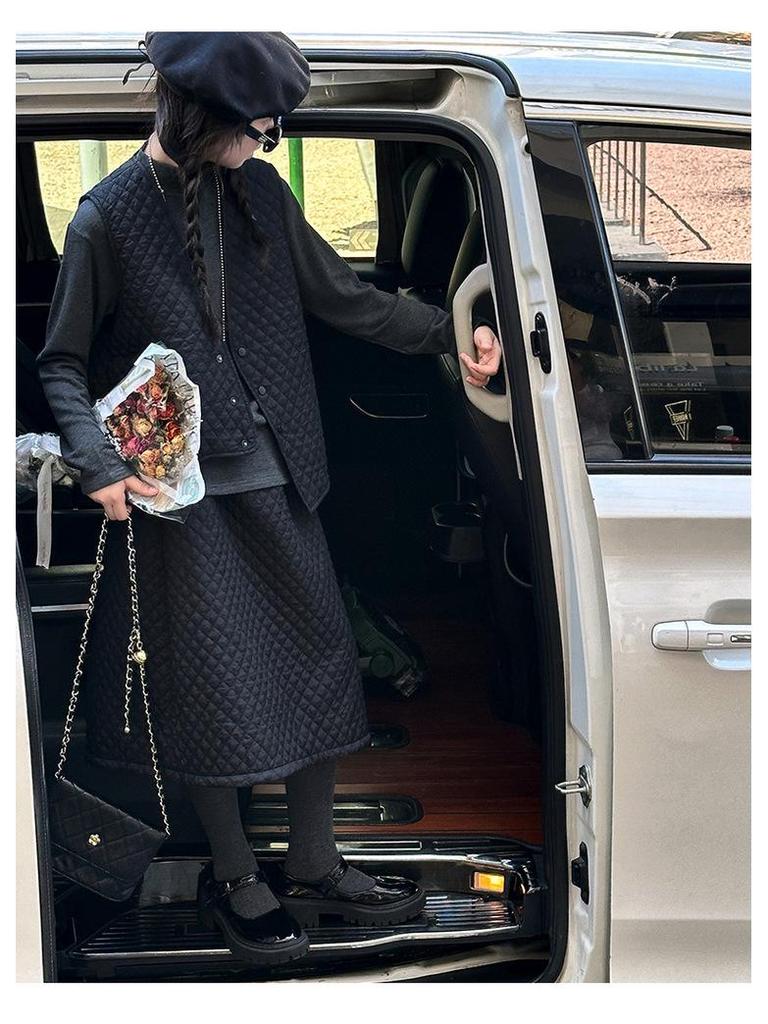 Set Vestă Matlasată și Fustă Midi pentru Fete - Modă Toamnă/Iarnă