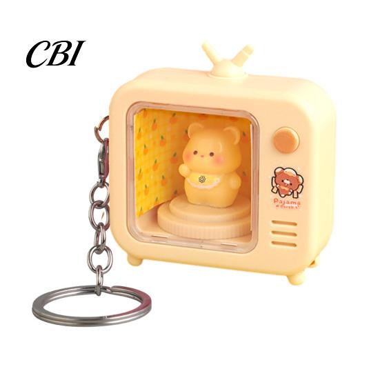 Portable Travel Lighting Rotating Animal TV Keychain, Funny Retro Television Shaped Keychain with Macaron Color Key Ring LED Light, Cartoon