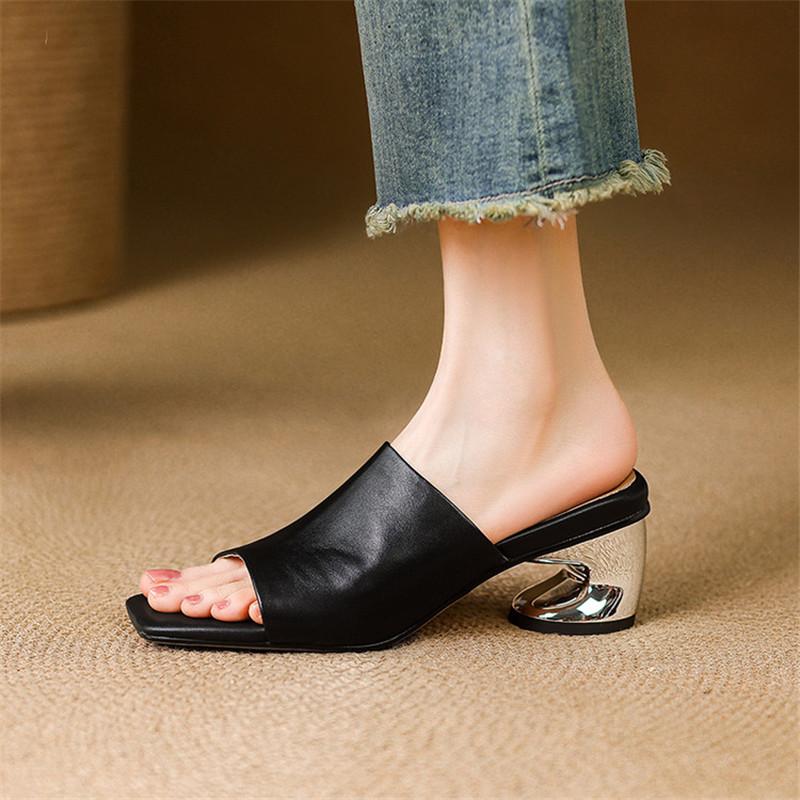 Fashion New Summer Slippers Genuine Leather Slippers for Women Fashion Square Toe Ladies Shoes Med Heels Open Toe Slippers Sandals