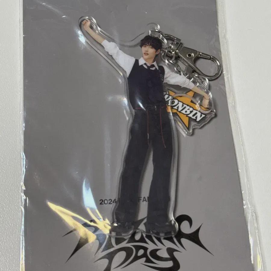 2024 Rise Japan Hall Tour One Bin Key Ring Is On Sale