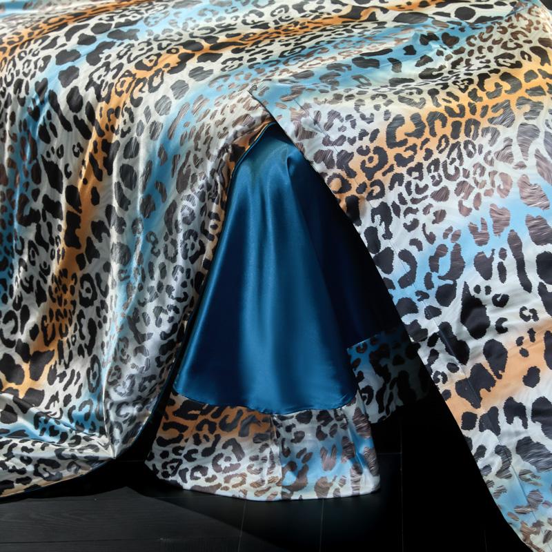 Luxury High-end Silk Leopard Print Bedding Set Soft Silk Satin Queen King Duvet Cover Sheet or Fitted Sheet Combination Set Gift