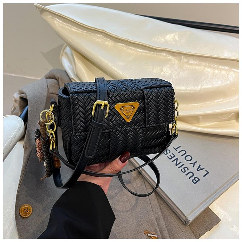 Fashion Casual Armpit Bag Women's Retro New Trend Woven Small Square Bag Niche Shoulder Bag