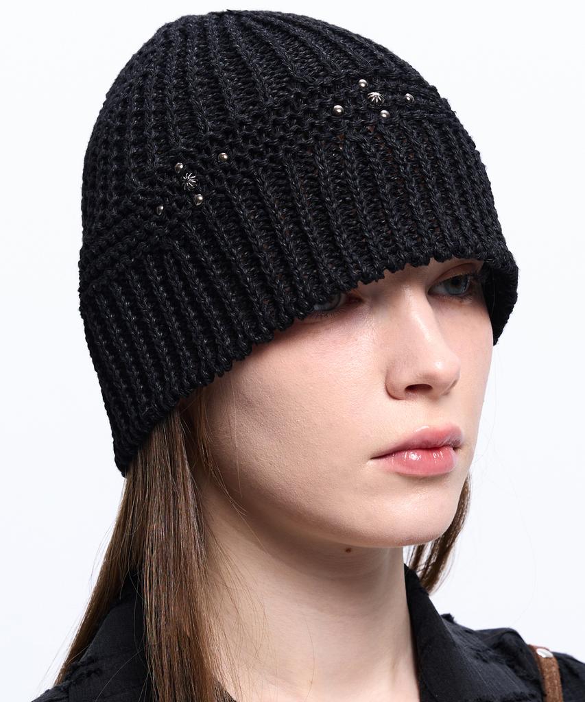 Aleseueseussi Mini Cross Rivet Beanie - Black