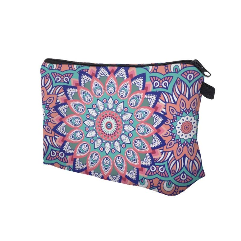 Women's Makeup Bag Vintage Mandala Print Cosmetic Bag Lightweight Clutch Coin Purse Zipper Portable Makeup Pouch Toiletry Bag