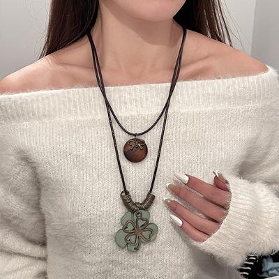 Retro Bohemian Light Luxury Stacked Leaf Necklace Unique Personality Sweater Chain Accessories