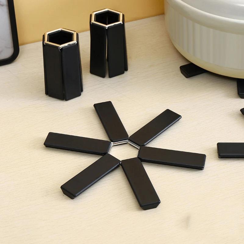 1/4pcs Folding Pot Mat Dish Placemat Coaster Heat Insulation High Temperature Pots And Pans Mat Pad Kitchen Gadgets Accessories