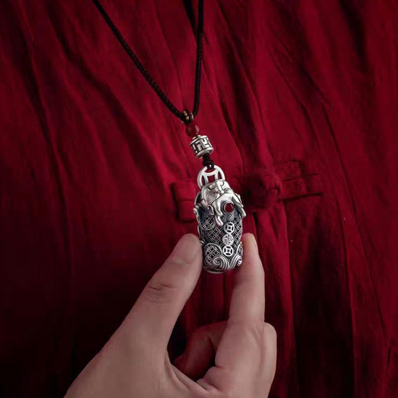 Necklace Pixiu for Men and Women, Trendy and Good-looking, Retro Ethnic Style with Pendant