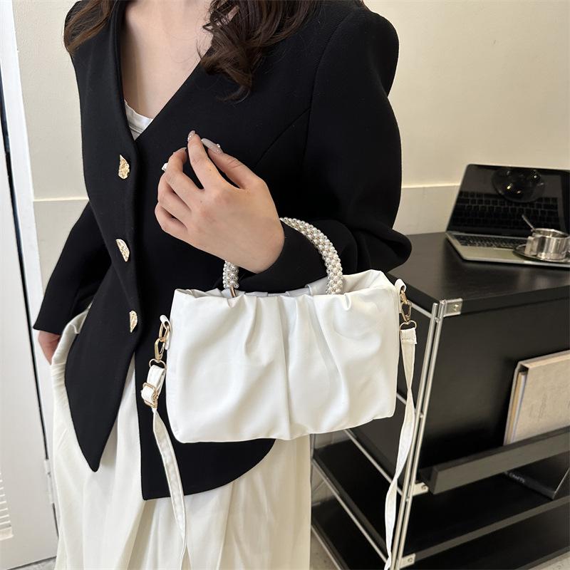 Pearl Hand-held Cloud Bag Women's New Trendy Korean Small Square Bag Beautiful Shoulder Bag Crossbody Bag