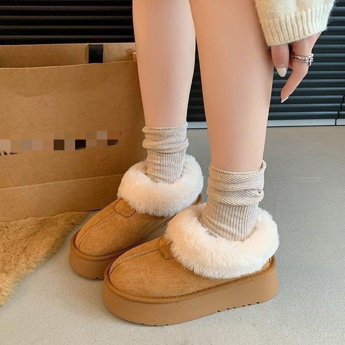 Winter low-top fluffy snow boots, piled and thickened warm cotton shoes, new thick-soled non-slip bread shoes