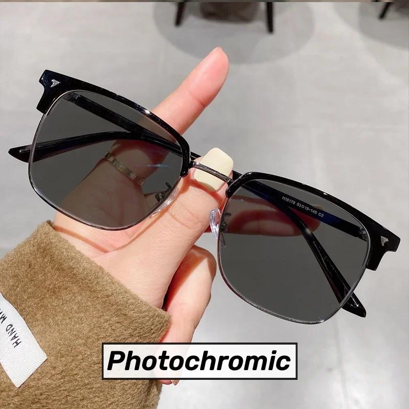 Ultralight Color Changing Myopia Glasses for Women Men Trendy Outdoor Anti-UV Pochromic Sunglasses with Diopter 0 To -4.0