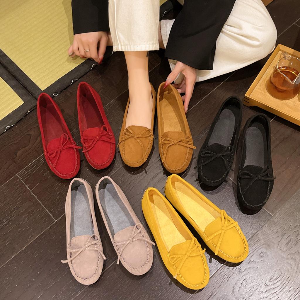 New Spring Autumn Women Loafers Slip On Ladies Flats Shoes Casual Flat Shoes Leather Cashmere Single Shoes Plus Size 43