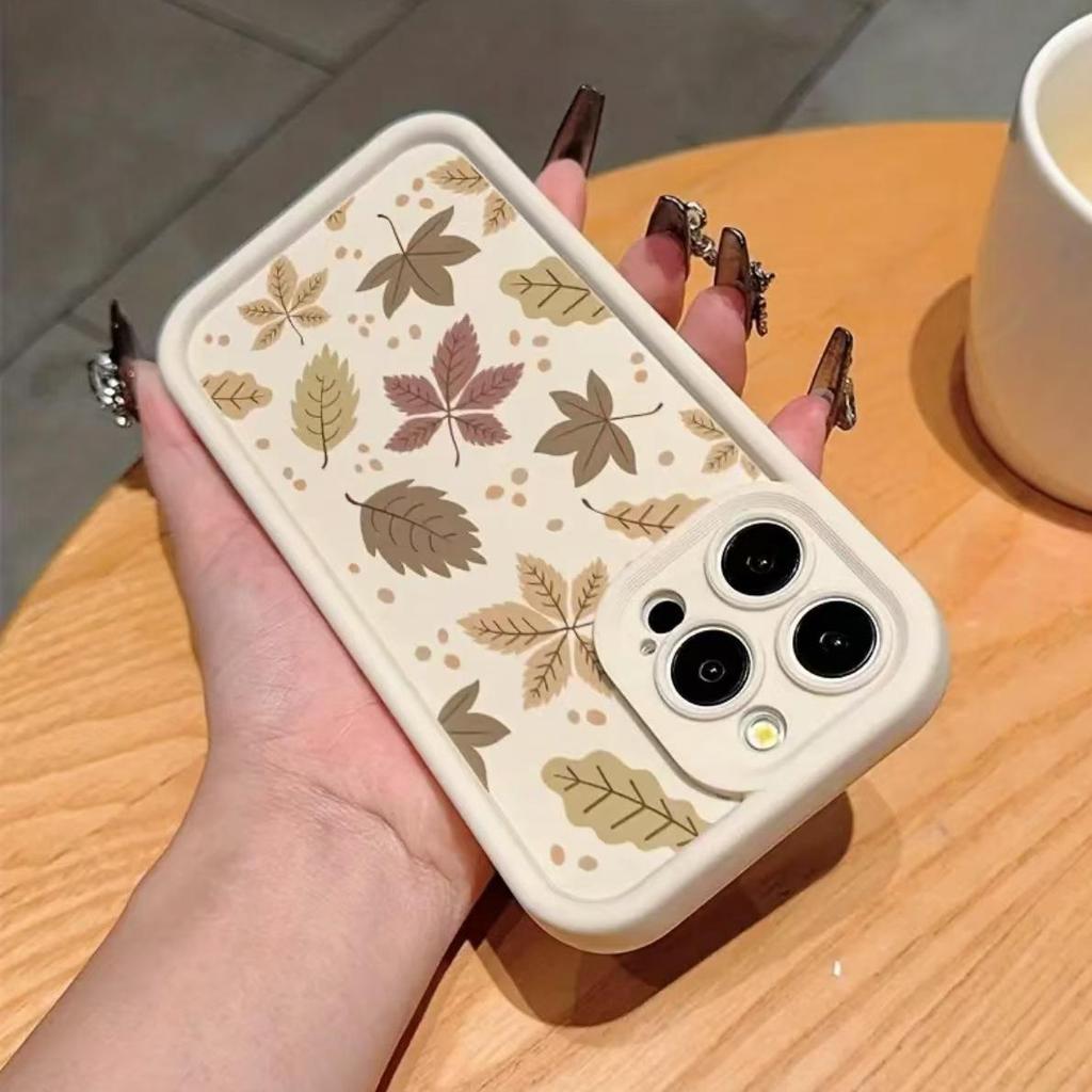 Etui na telefon INS Liść Klonowy dla iPhone 17Pro Max/16/15/14/13Pro (Europa)