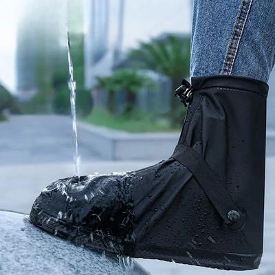 Mode Herren Regenstiefel Verschleißfest Leichtgewicht Überschuhe Überzieher Herrenschuhe Rutschfest PVC Wasserdicht Designer Regentag Arbeit Kunststoff