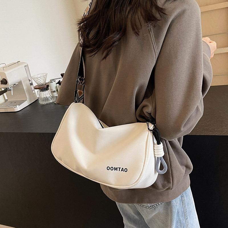 Canvas Bag Women's New Spring and Summer Versatile Dumpling Bag Leisure Sports Broadband Shoulder Messenger Bag Women's Bag