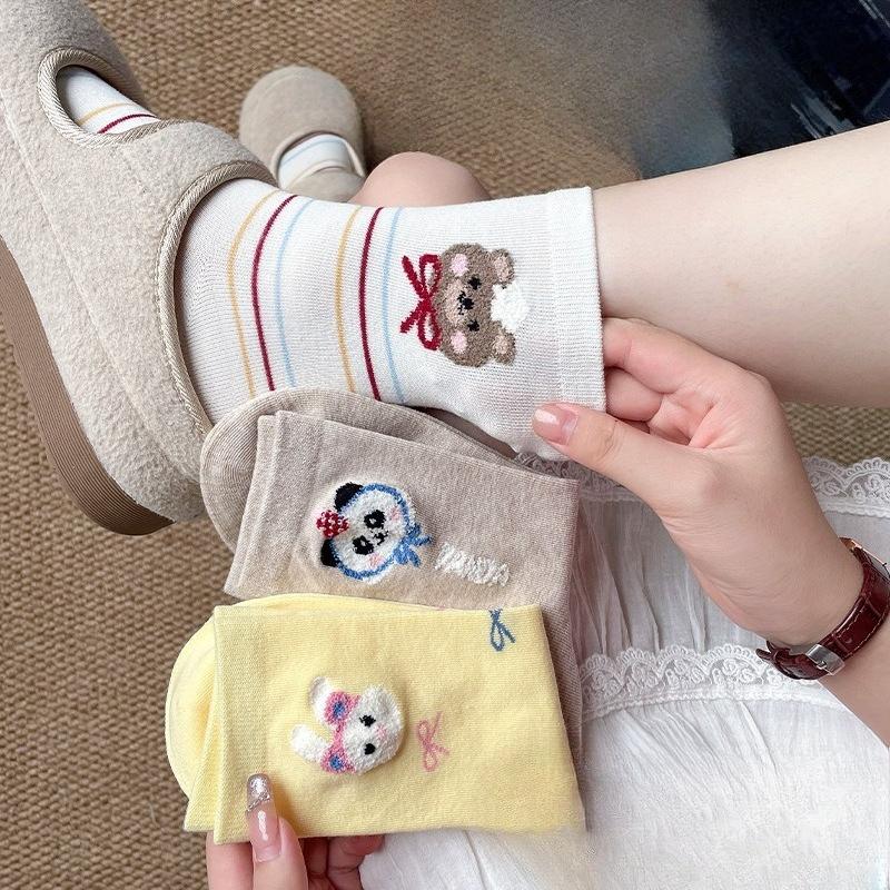 Cute Female Cartoon Mid-calf Socks for Women, Plush Bear Polka Dot Sweet Boneless Women's Socks
