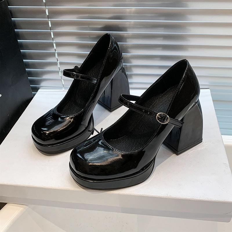 

French new broadband thick heel high heels women s 2025 versatile Lolita outer wear platform small leather shoes light mouth single shoes 40