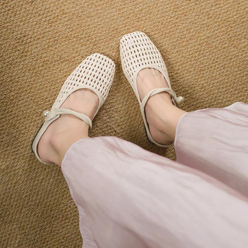 Retro woven and hollowed-out fashionable half-slipper mid-heel women's shoes, new French fairy style thick heel holiday shoes