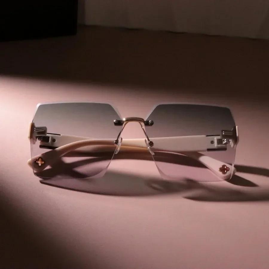 Big Frame Classic Square Sunglasses Women Men Brand Designer Personality Sun Glasses Female Male Colors Mirror