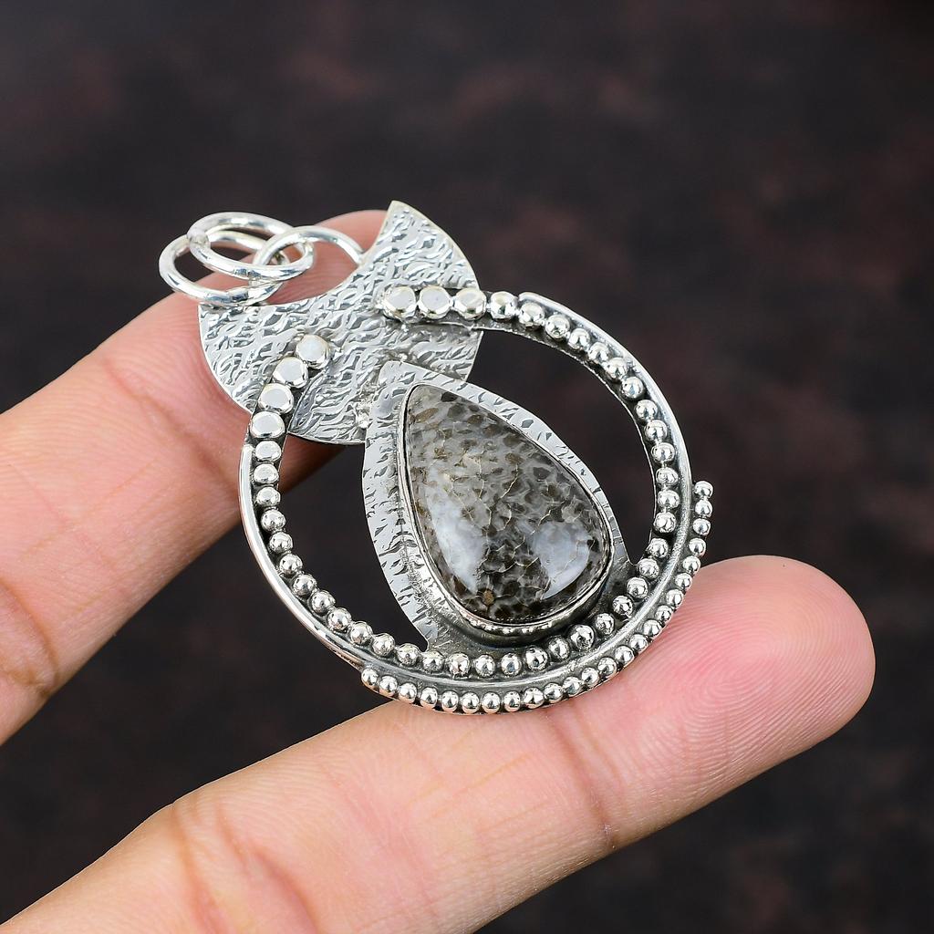 Stingray Coral Pendant Very Pretty Gemstone Jewelry 925 Sterling Silver Pendant Handmade Stylish Pendant Gift For Wife Latest Design Jewelry