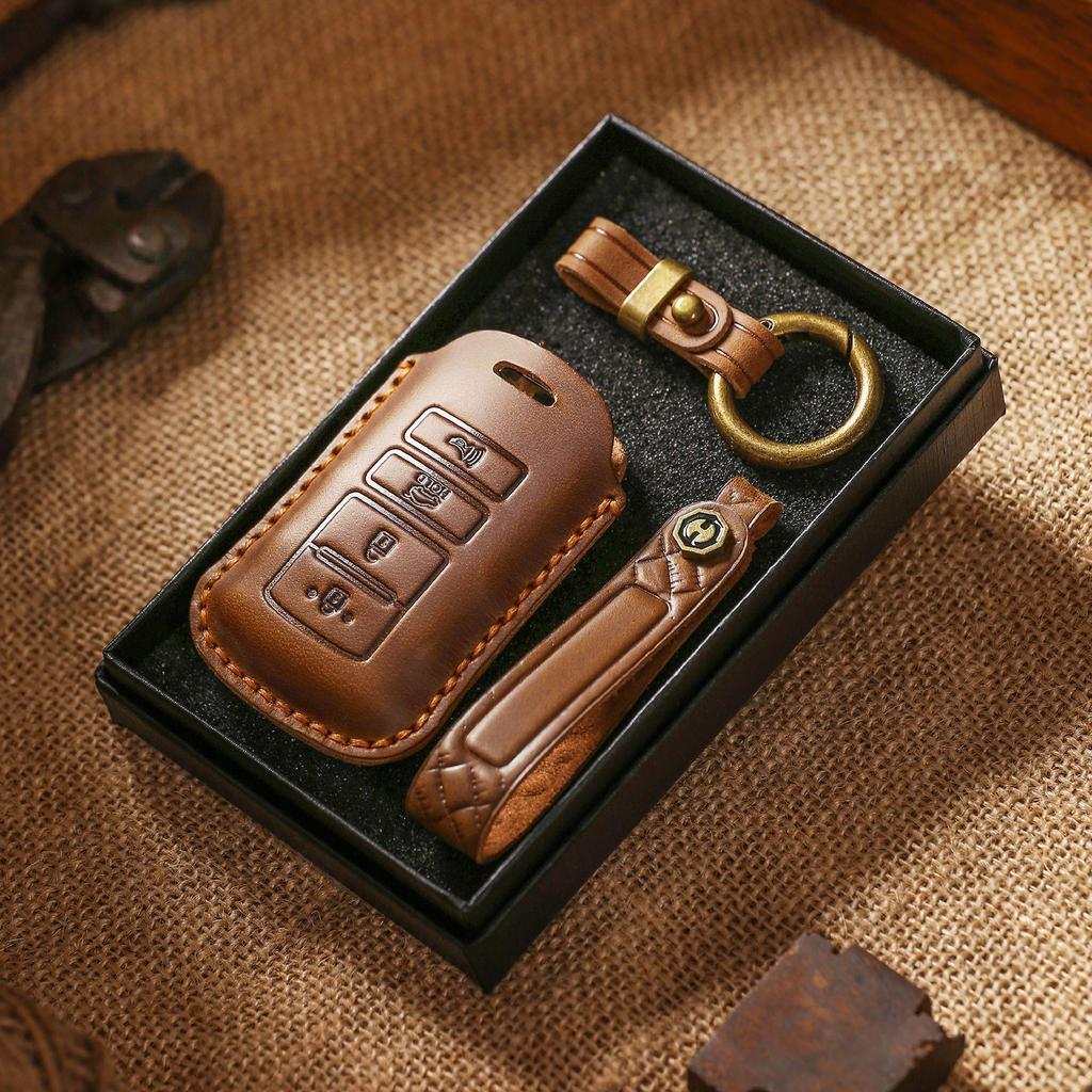 Handmade Cowhide Key Cover for KIA K9 - Retro Style Protective Shell with Buckle