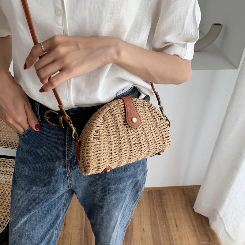 

Saddle bag women s 2025 summer new fashion casual woven bag trend versatile niche messenger straw bag хакі