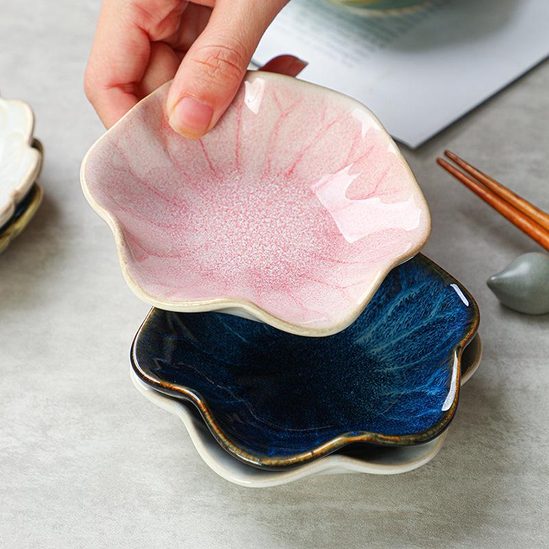 Japanese Retro Ceramic Dipping Dish for Seasoning, Snacks, and Soy Sauce