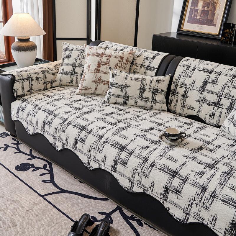 

Light Luxury Sofa Cushion, Modern Simple And High-End Leather Sofa Cover, Non-Slip Chenille Seat Cushion, Universal Sofa Towel For All Seasons 70*70cm