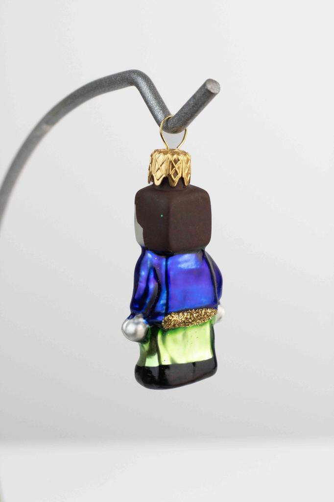 Christmas Glass Bauble For The Christmas Tree - Minecraft Steve