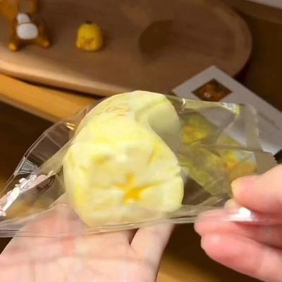 1Pc Handmade Simulation Banana Squishy Pinch Slow Rebound Relieve Stress Sensory Tool Food Grade Silicone Pressure Ball Gifts
