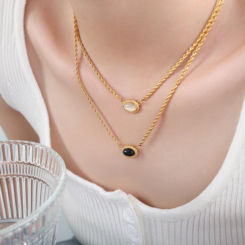 18K Gold Titanium Steel Twist Chain Pendant Necklace - Retro Hip Hop Clavicle Jewelry for Women