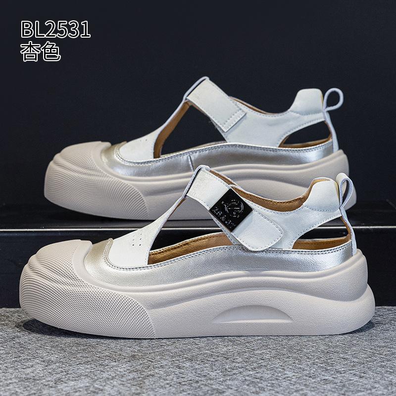 Sandálias de verão novas com sola grossa, bico de bolsa, sapatos de cobertura de leite, ocos, respiráveis, casuais retrô, sapatos de plataforma