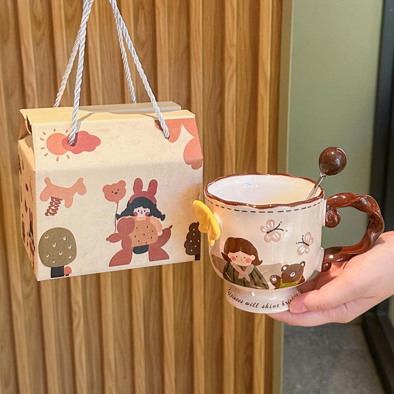 Birthday gifts for girlfriends, embossed butterfly mugs, vintage ceramic cups, coffee cups, practical souvenirs for girls