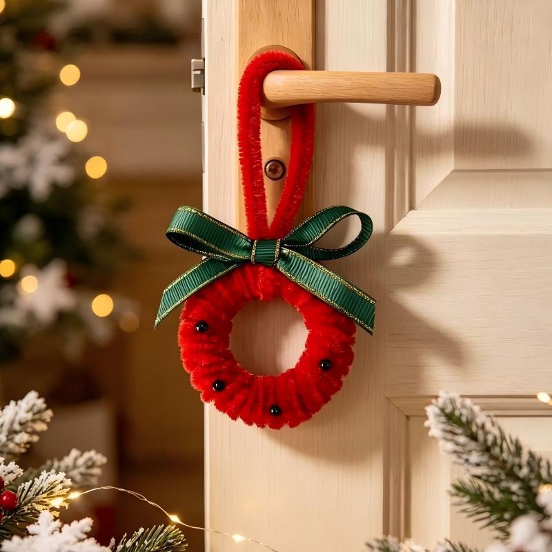 Mini Christmas Wreath Hanging Ornaments Mixed Material Plush 2027 Xmas New Year Holiday Decor For Tree Door Window Gift