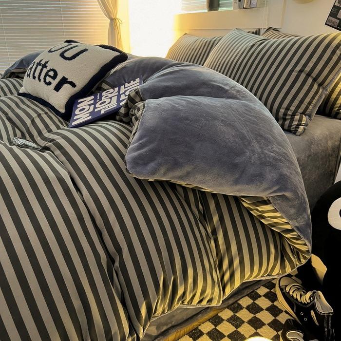 

Комплект из четырех предметов из молочного флиса, простыни из стираного хлопка, утолщенный флис, простой полосатый комплект из трех предметов для общежития 2.0m bed