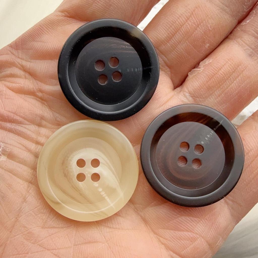 Matte Four-Hole Resin Cow Horn Pattern Buttons for Coats, Windbreakers, Suits, and Trousers