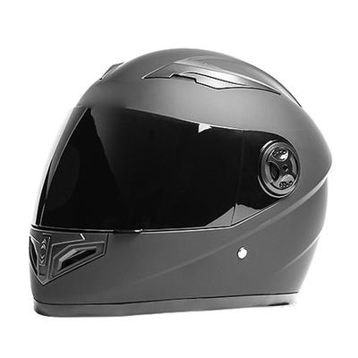 Chrániče – Motocyklové přilby